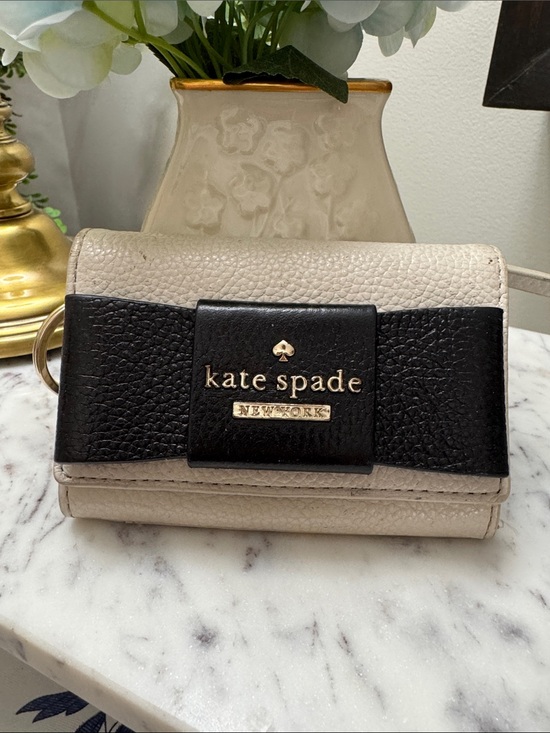 kate spade Accessories - kate spade Cream and Black Leather Bow Wallet